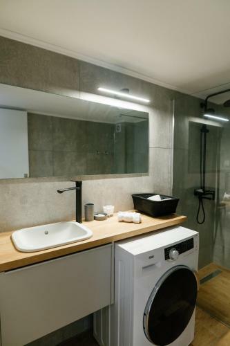 Stamatina's Luxury Apartments (Deluxe Suite)