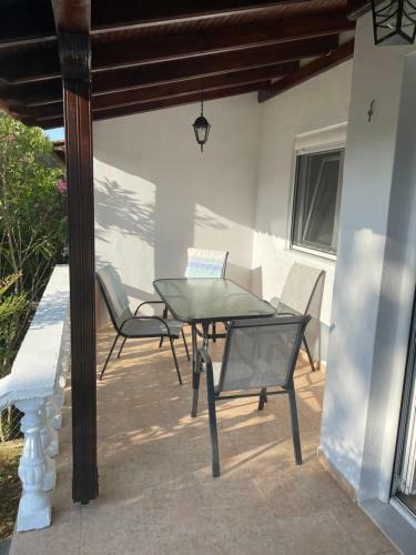 Villa Alexandros