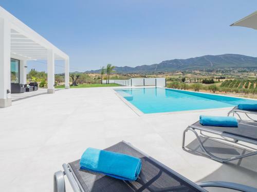 Cubo's Los Javieles Infinity View Pool