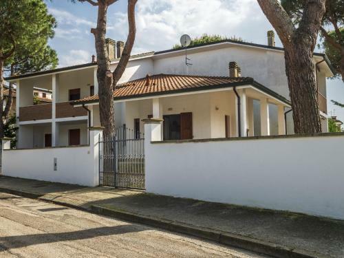 Holiday Home Pino Tre Lido Di Volano