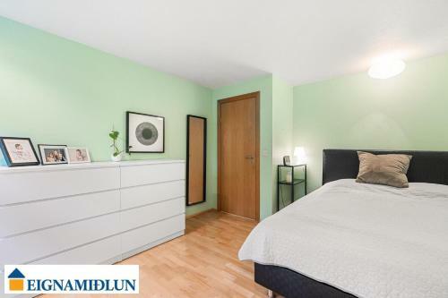 Large Apartment Close To The Centre