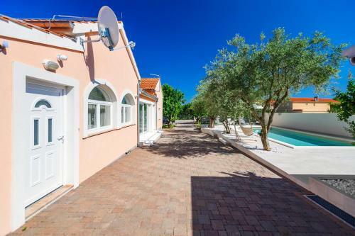 Villa Pacis