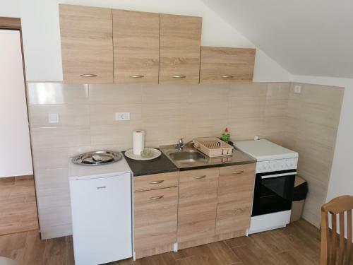 Ana Apartmani Zelenika