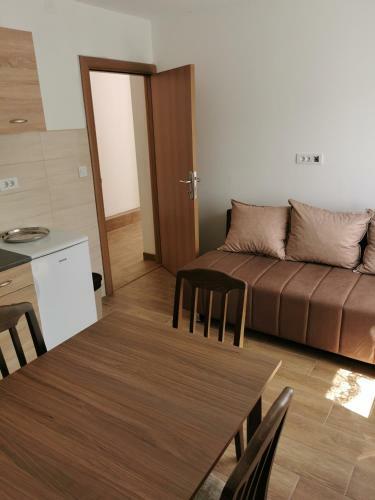 Ana Apartmani Zelenika
