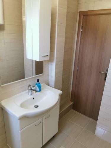 Ana Apartmani Zelenika
