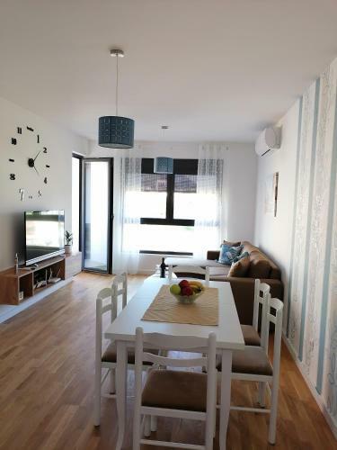 Vegi Apartments