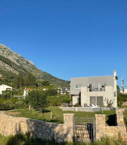 Villa Alef