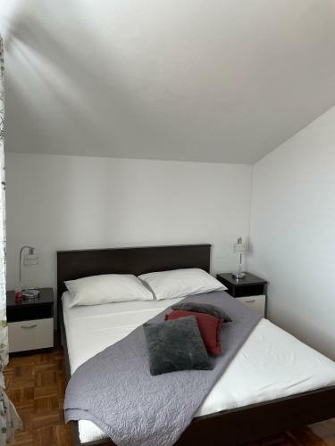 Apartmani Mario Biograd Na Moru