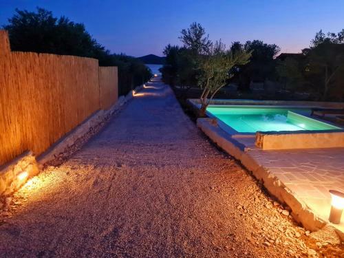 Auras - Glamping Eco Resort
