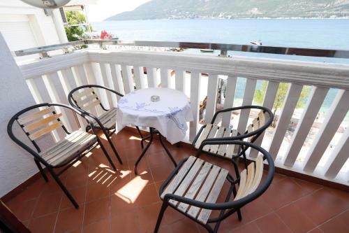 Apartments Cebra