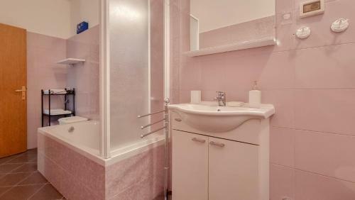Apartment Pregara