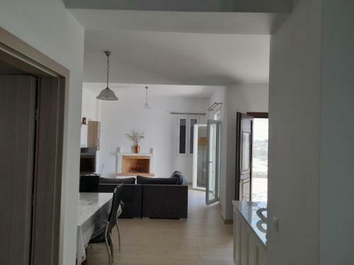 Mariangelo House