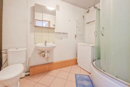 Spacious 2-bedroom Apartment In Kaunas City Centre