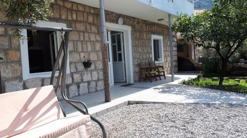Hostal Studio Apartments Ilija