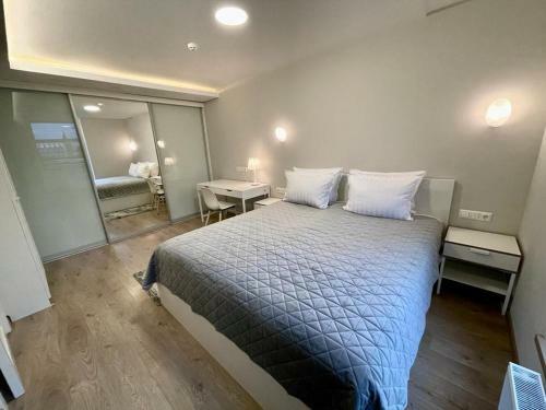 Apartamento Oldtown Flat With View To Jonas Hill-prime Rentals