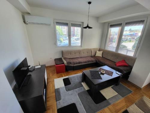 Bro's Apartment