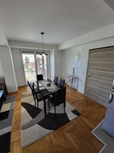 Bro's Apartment
