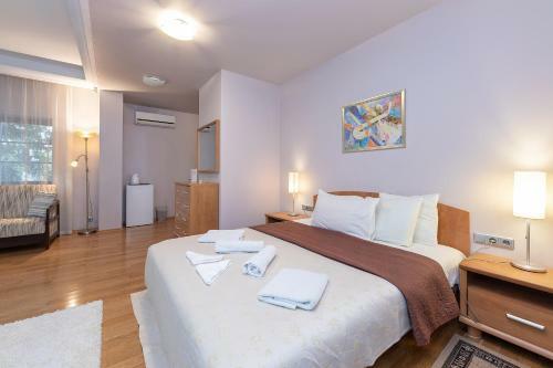 Hostal Room In Guest Room - Valensija - Large Suite