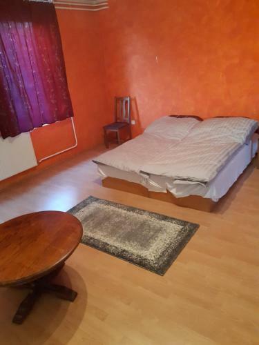 G�bor P�l 1 Apartman 1emelet 2 Szoba