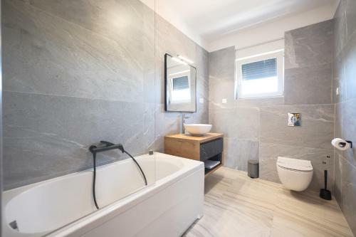 Rhapsody In Green - Luxury Villa In Zadar