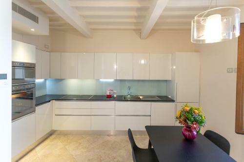 Goldentuscany Apartment