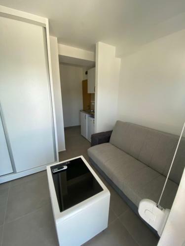 Apartamento Akala Rooms