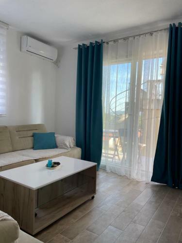 Apartman Holiday