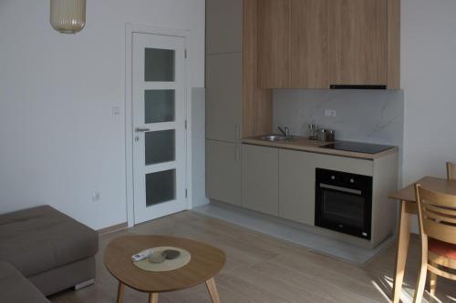 Apartments Prova ****