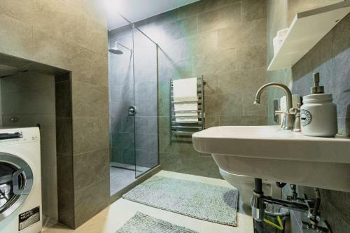 Apartamento Laz Palace