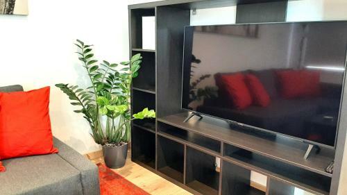 Pine Two Apartment