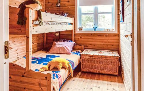 Awesome Home In Bekkjarvik With Wifi And 3 Bedrooms