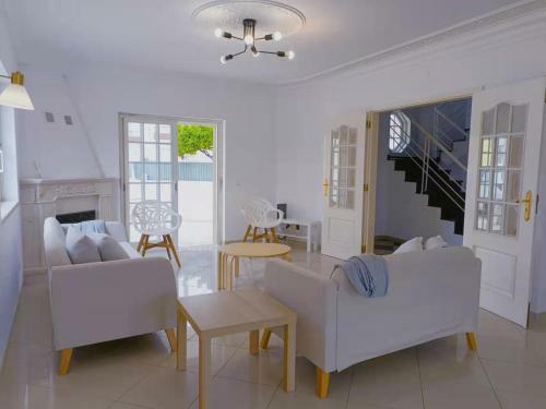 Hostal Alvide Guest House