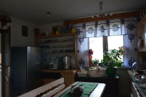 Hostal Pensjonat ?leboda Wynajem Pokoi Ewa Sato?a