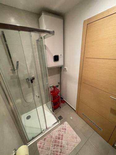 Sunny Boulevard Apartment