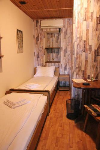 Bed & Breakfast Capriolo Rooms & Restaurant