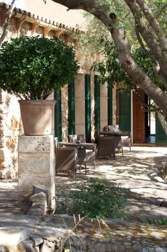 Hostal El Encinar De Arta