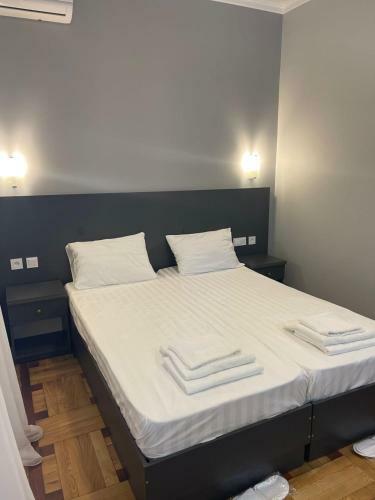 Hostal Grey House