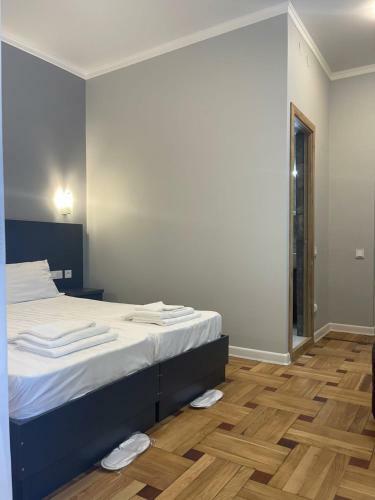 Hostal Grey House