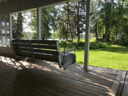 B&B By The Lake