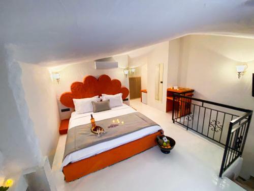 Hotel Tek Han Alacati