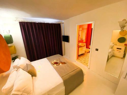 Hotel Tek Han Alacati