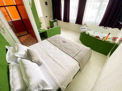 Hotel Tek Han Alacati