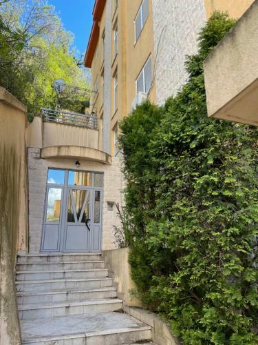Pr?no Beach Front Apartment With Balcony