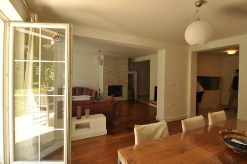 Apartamento Spacious Family Home With Garden