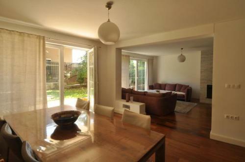 Apartamento Spacious Family Home With Garden
