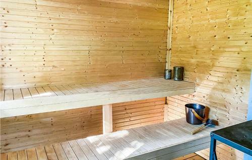 Nice Home In Br�cke With Sauna, Wifi And 2 Bedrooms #061