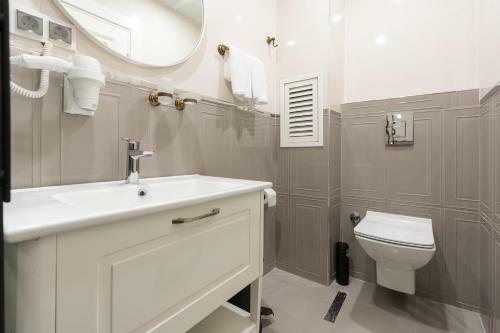 Giges King Boutique Hotel