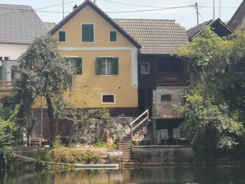 Apartma Tina