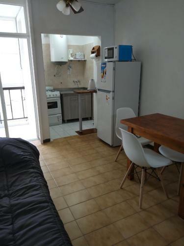 Apartamento Amplio Y Luminoso Monoambiente En Zona Centrica