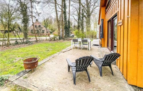 Amazing Home In Dwingeloo With Wifi And 2 Bedrooms
